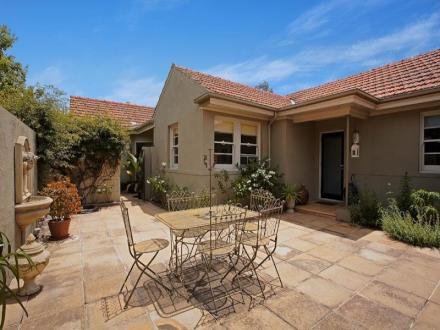 Gallery: 11 Medhurst Street