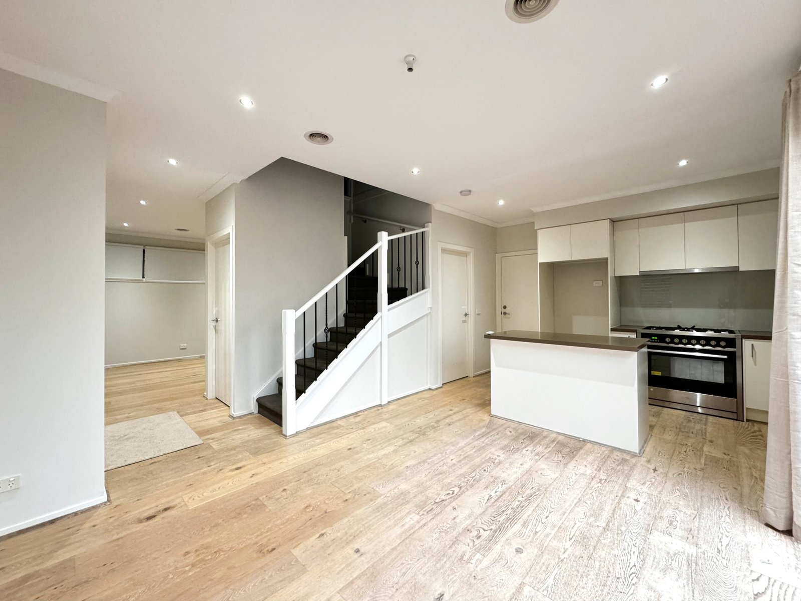 Gallery: 1/1 Melaleuca Drive