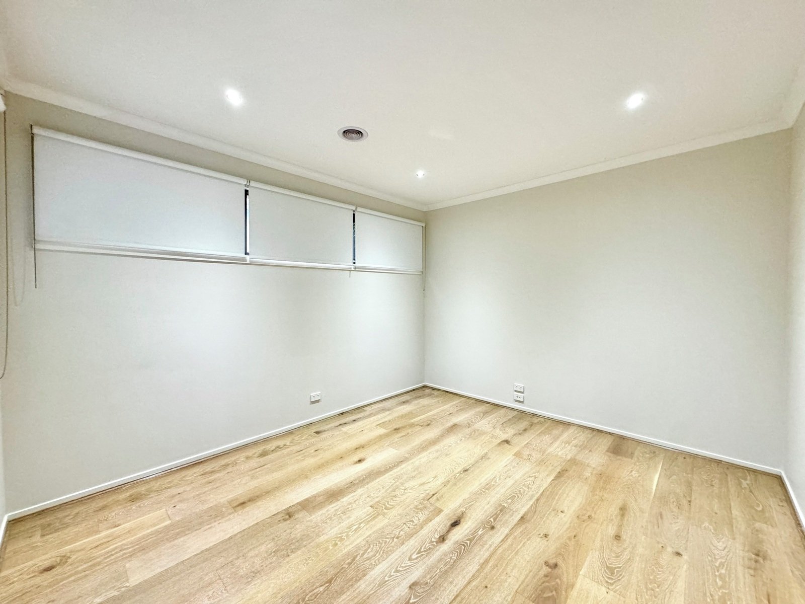 Gallery: 1/1 Melaleuca Drive