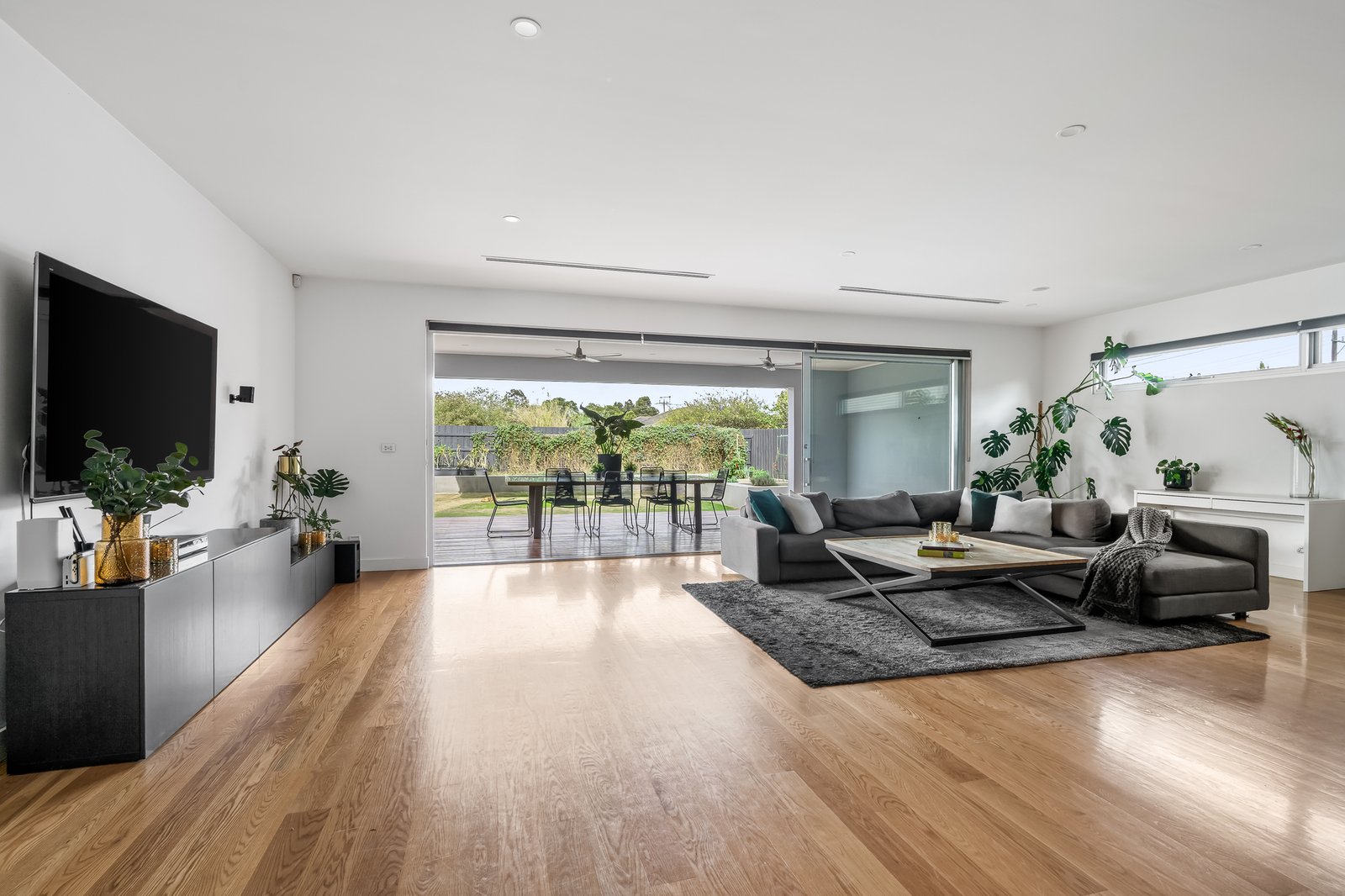 Real Estate and Property in 11 Merrilands Road, Reservoir, VIC