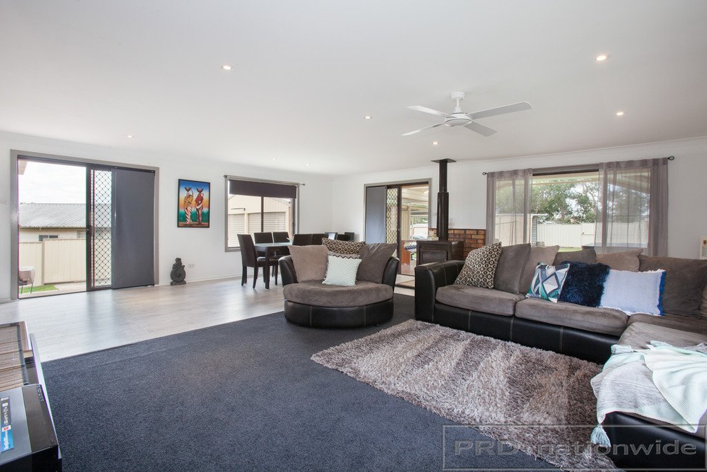 11 Michael Hill Avenue WOODBERRY 9
