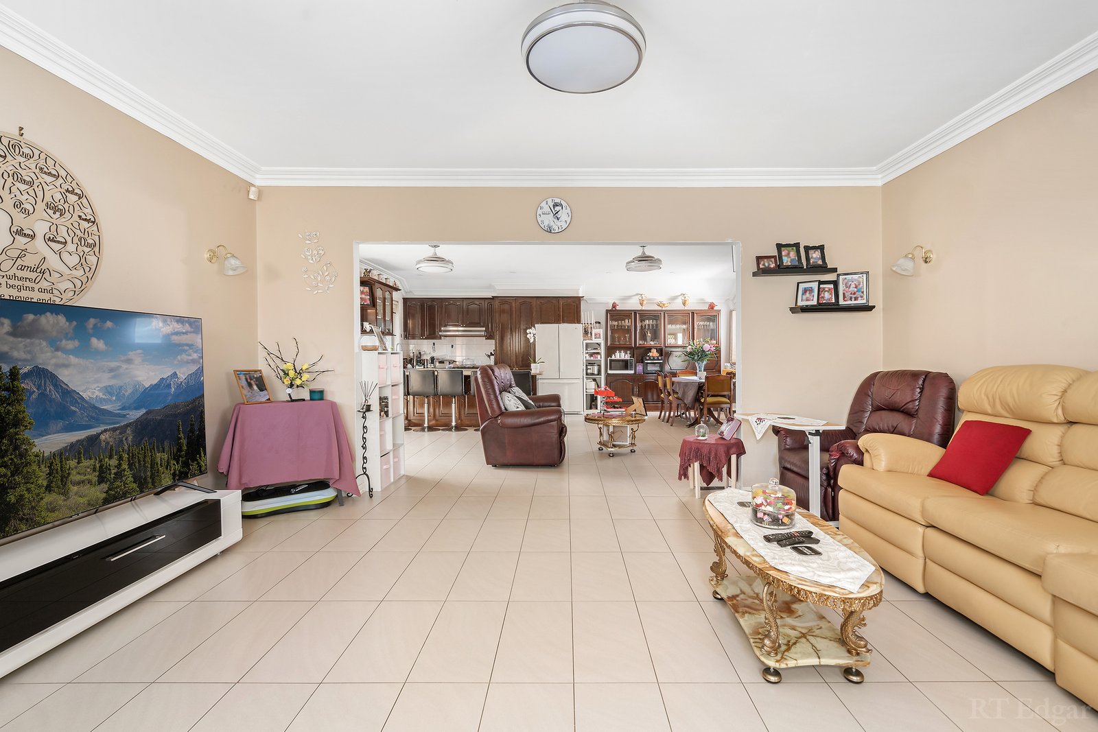 Real Estate and Property in 11 Middle Road, Malvern East, VIC