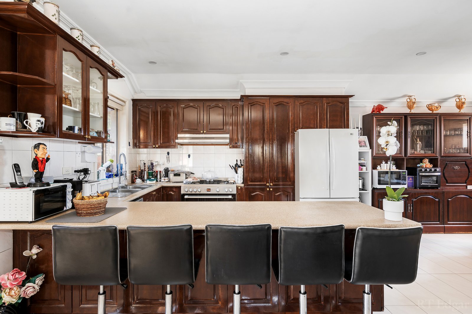 Real Estate and Property in 11 Middle Road, Malvern East, VIC