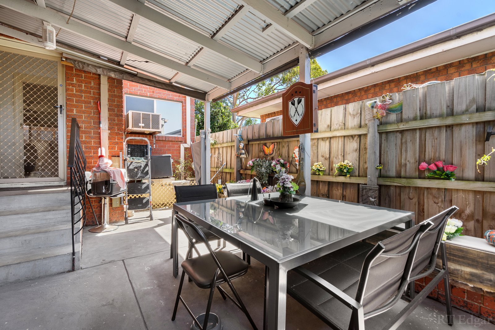 Real Estate and Property in 11 Middle Road, Malvern East, VIC