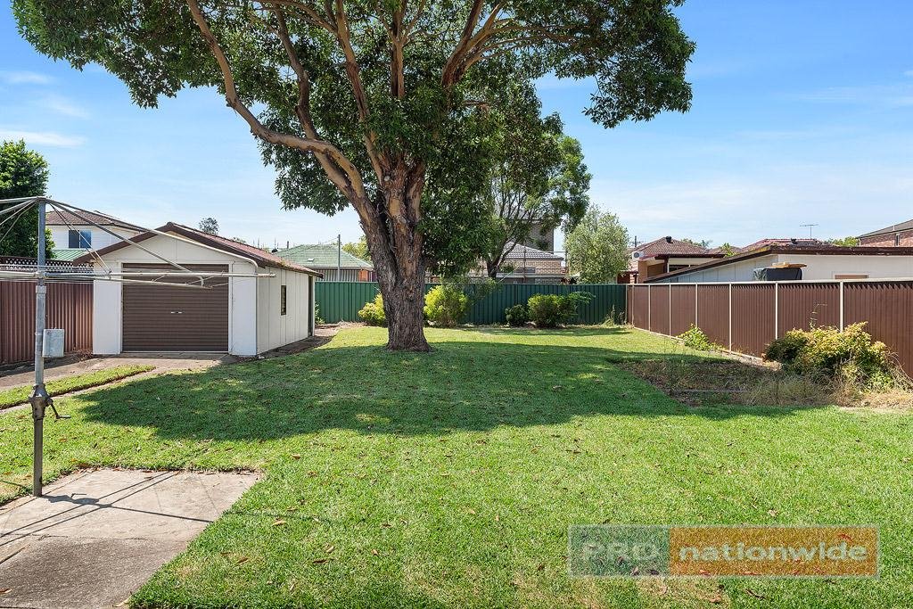 11 Milford Avenue PANANIA 8