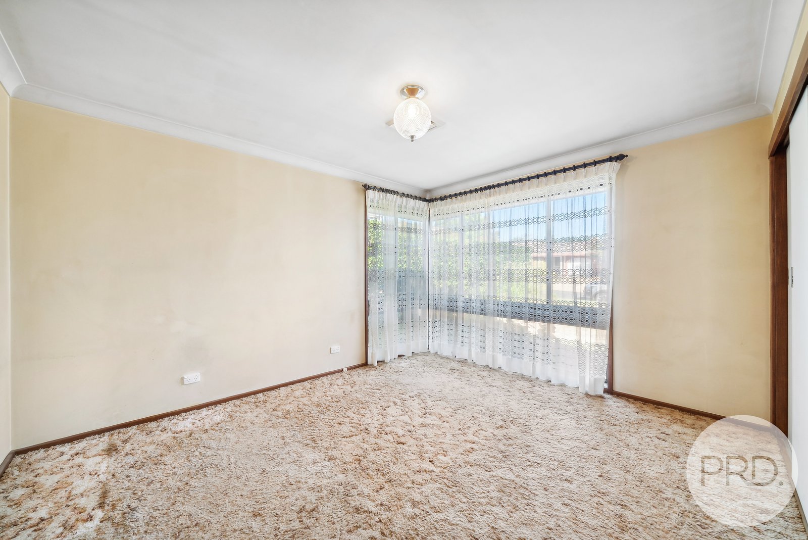 11 Miller Avenue TOLLAND 7