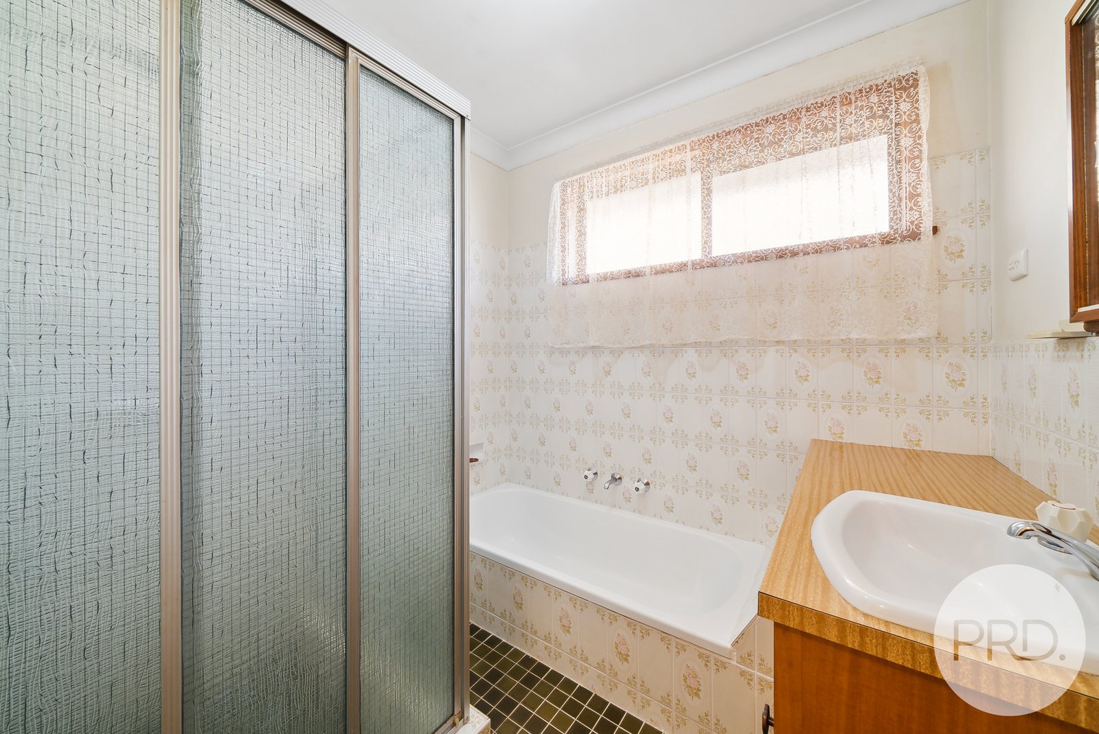 11 Miller Avenue TOLLAND 12