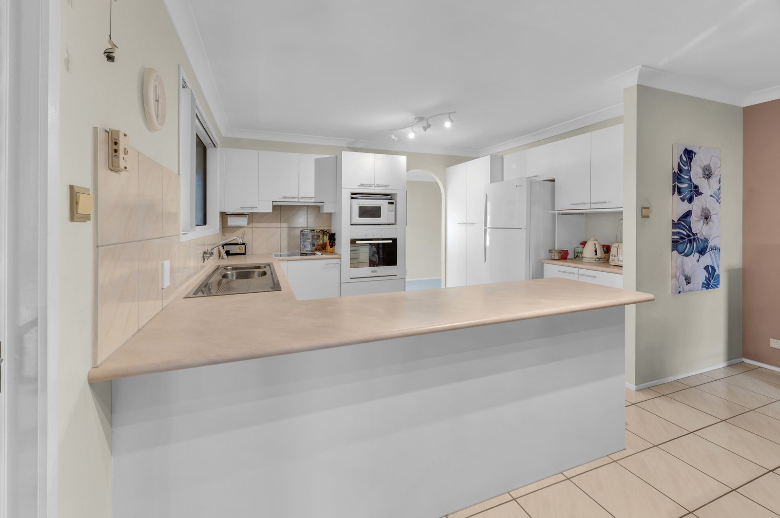 11 Mingaletta Drive ASHMORE 6