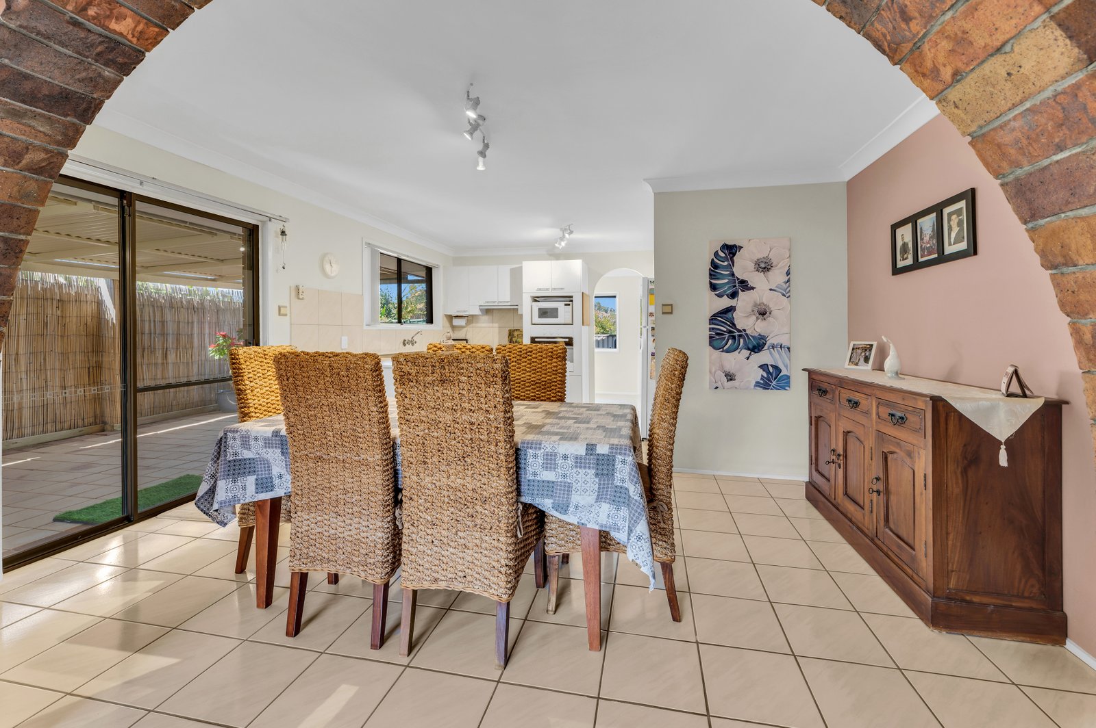 11 Mingaletta Drive ASHMORE 8