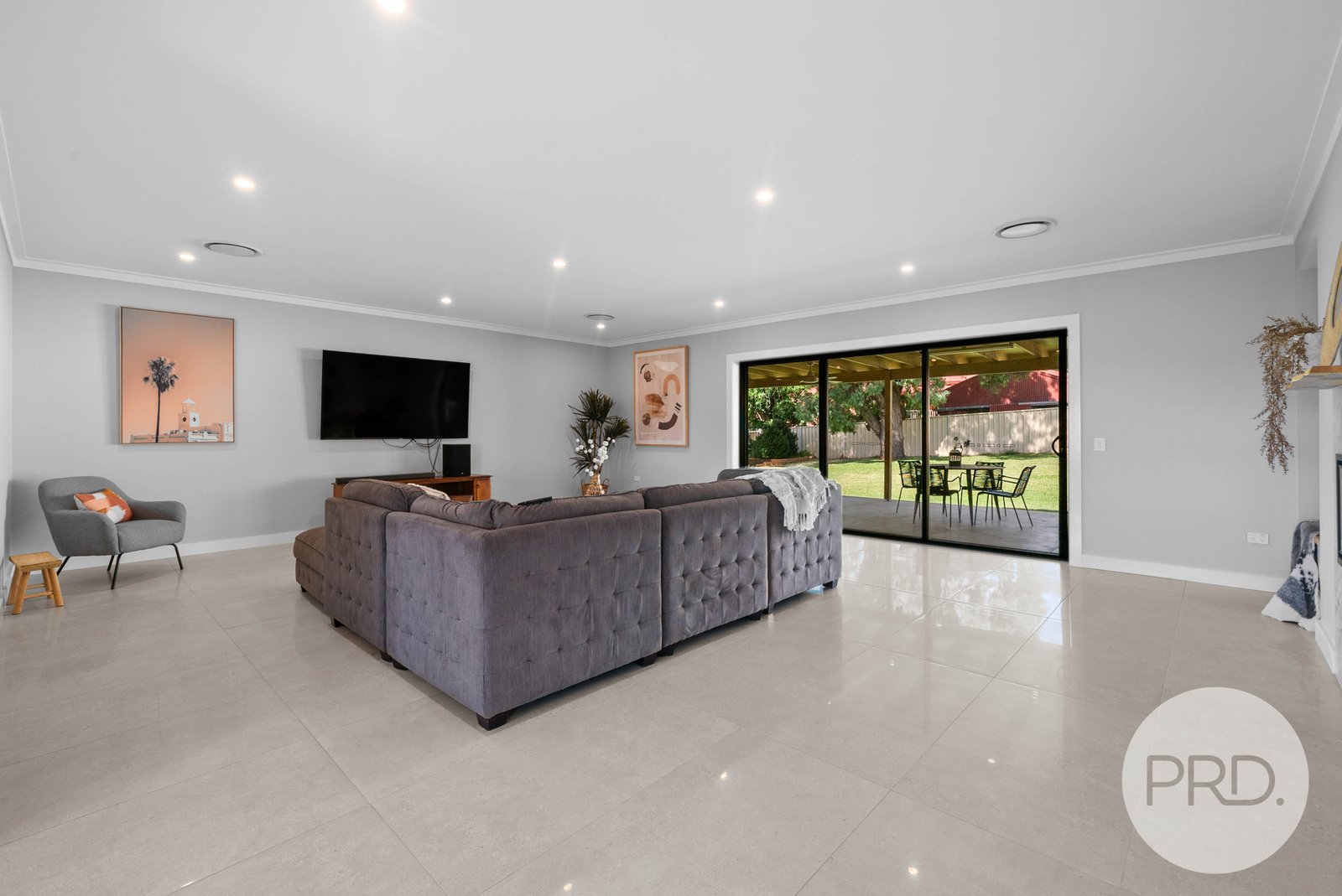 11 Missouri Avenue TOLLAND 11