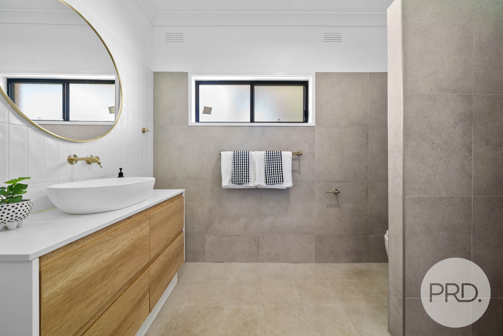 11 Missouri Avenue TOLLAND 16