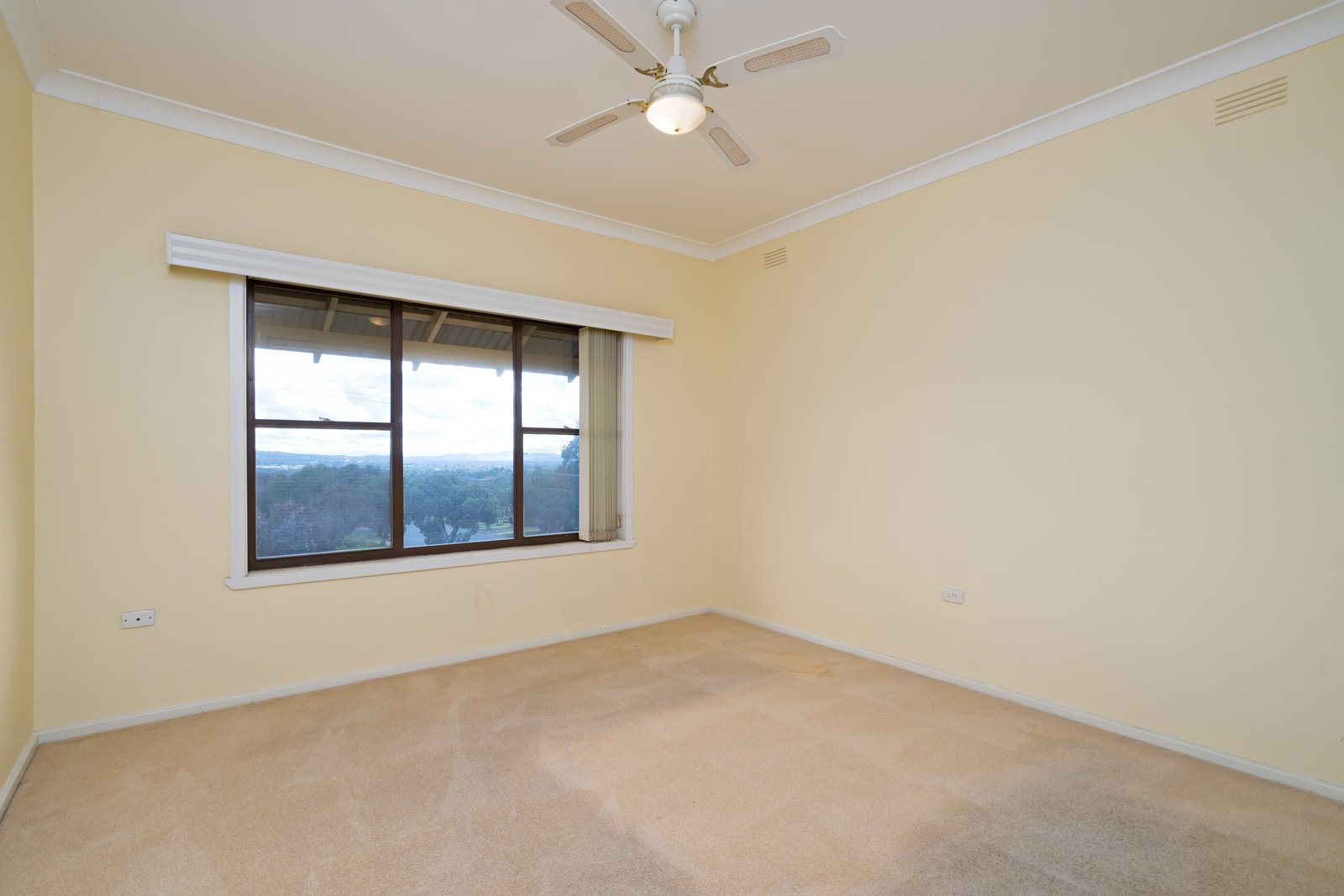 11 Missouri Avenue TOLLAND 10