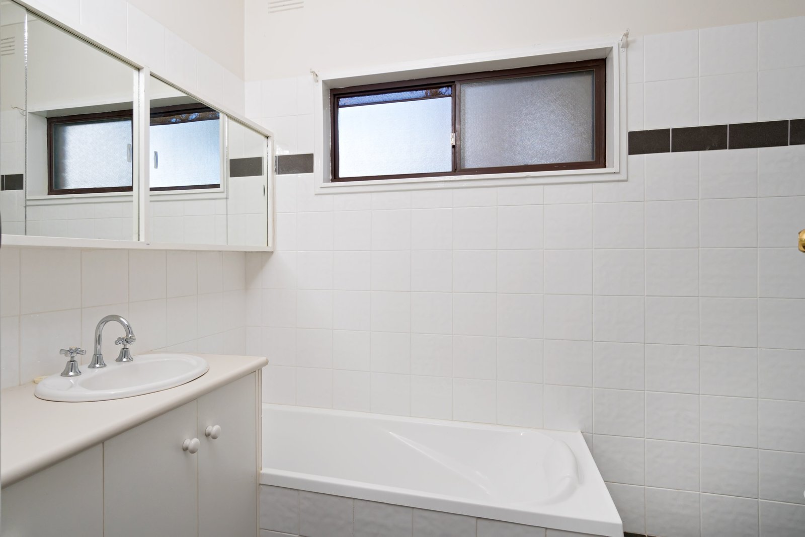 11 Missouri Avenue TOLLAND 13