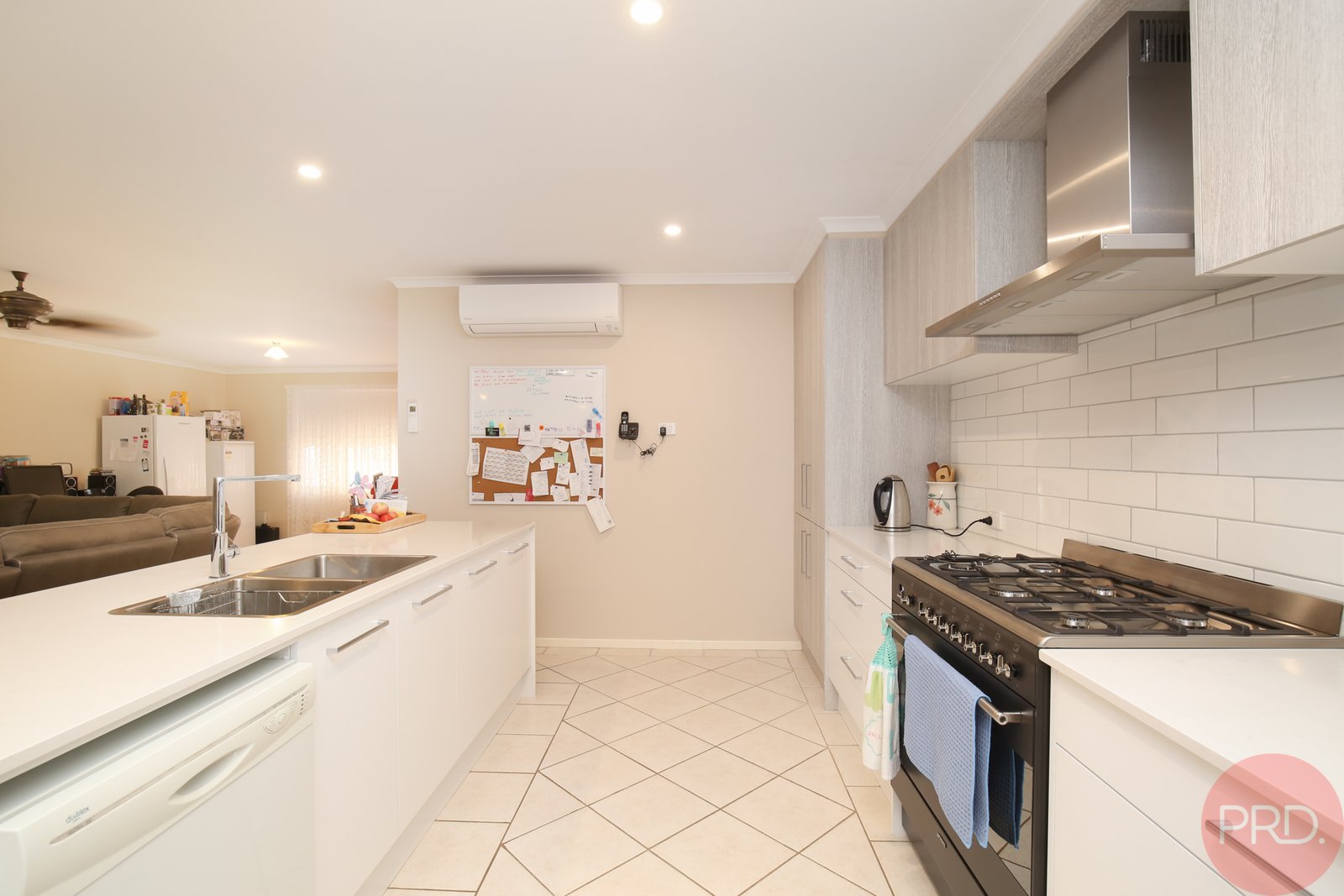 11 Monaghan Circuit ASHTONFIELD 5