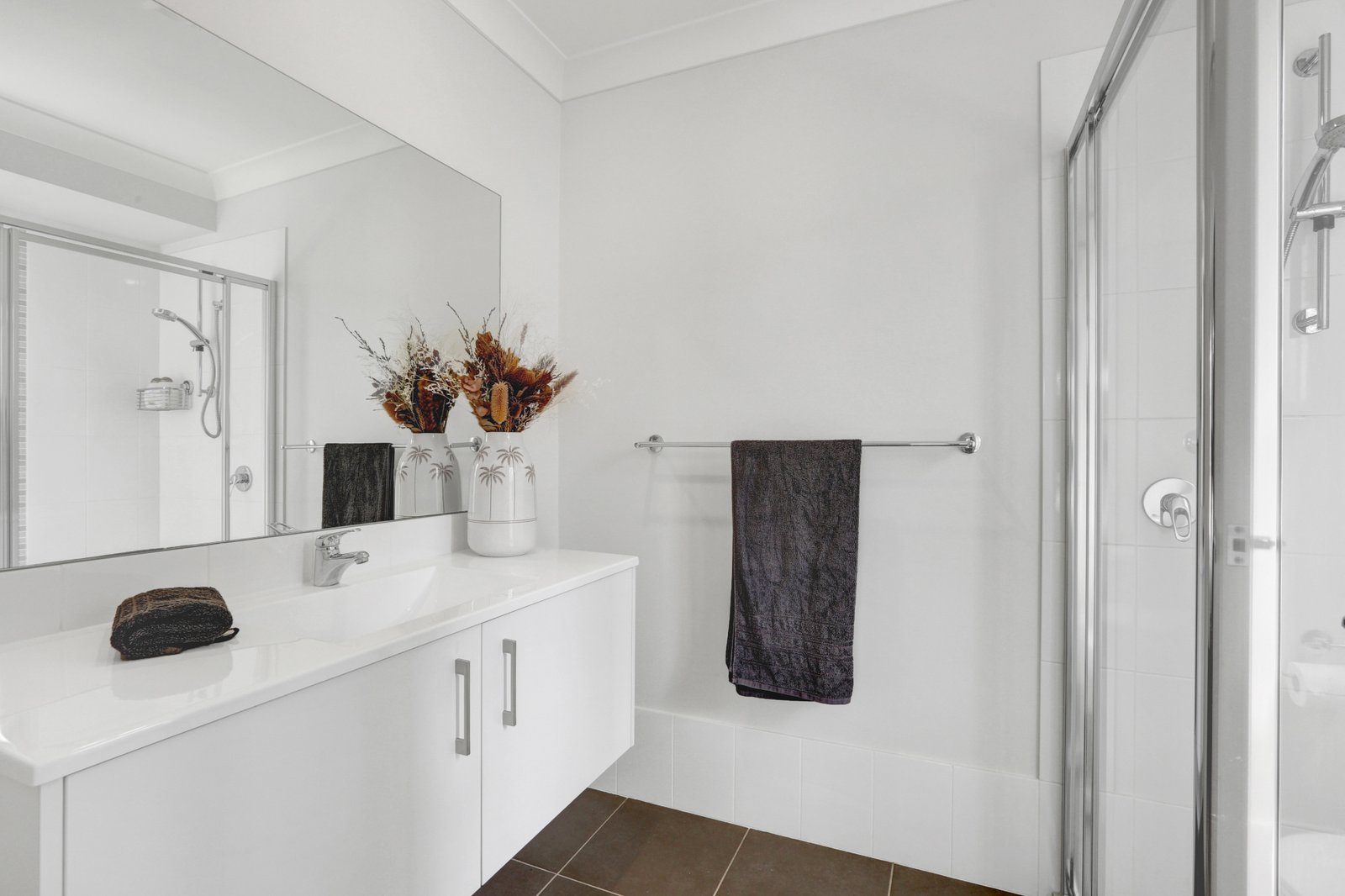 11 Morson Avenue HORSLEY 6