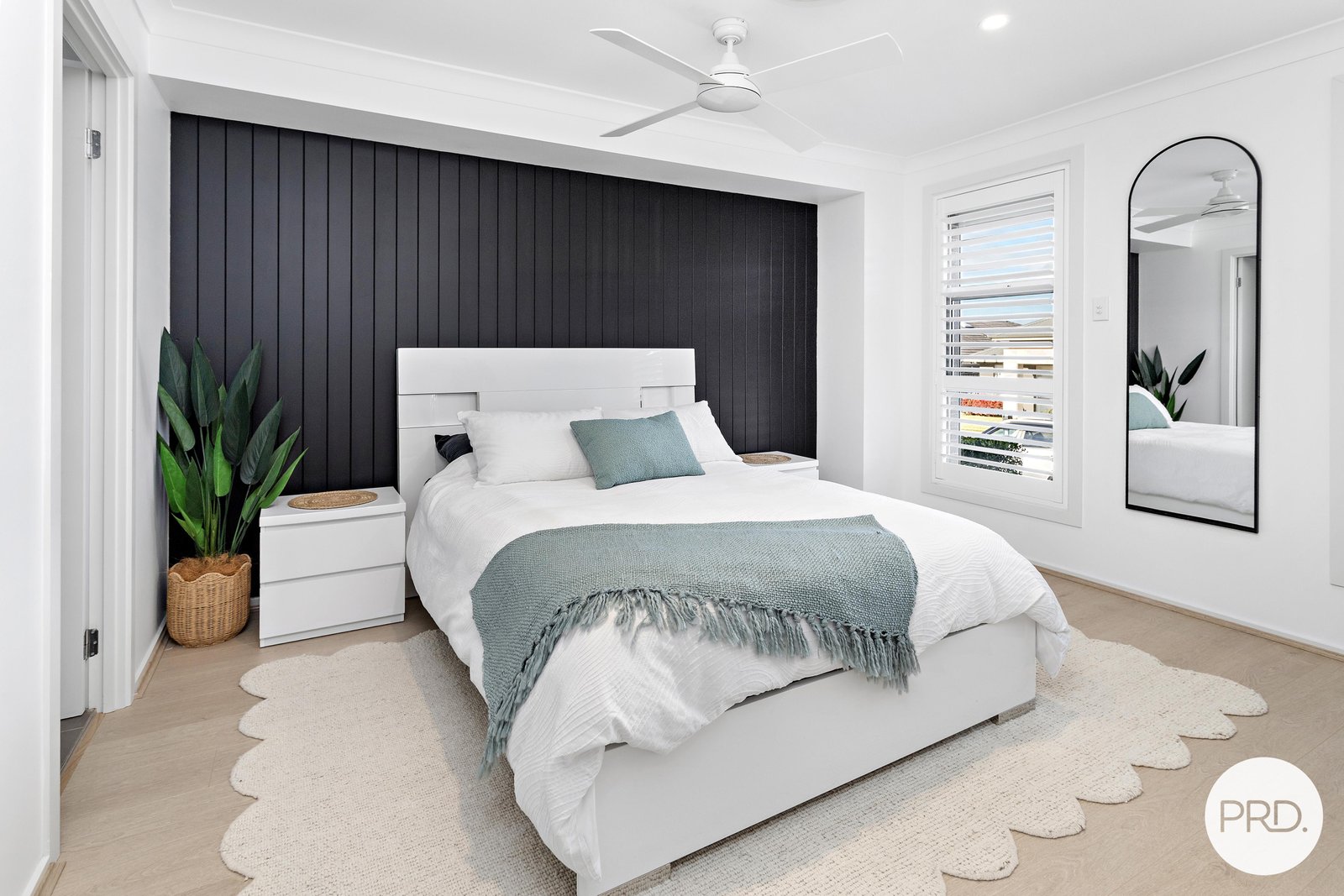 11 Morson Avenue HORSLEY 6