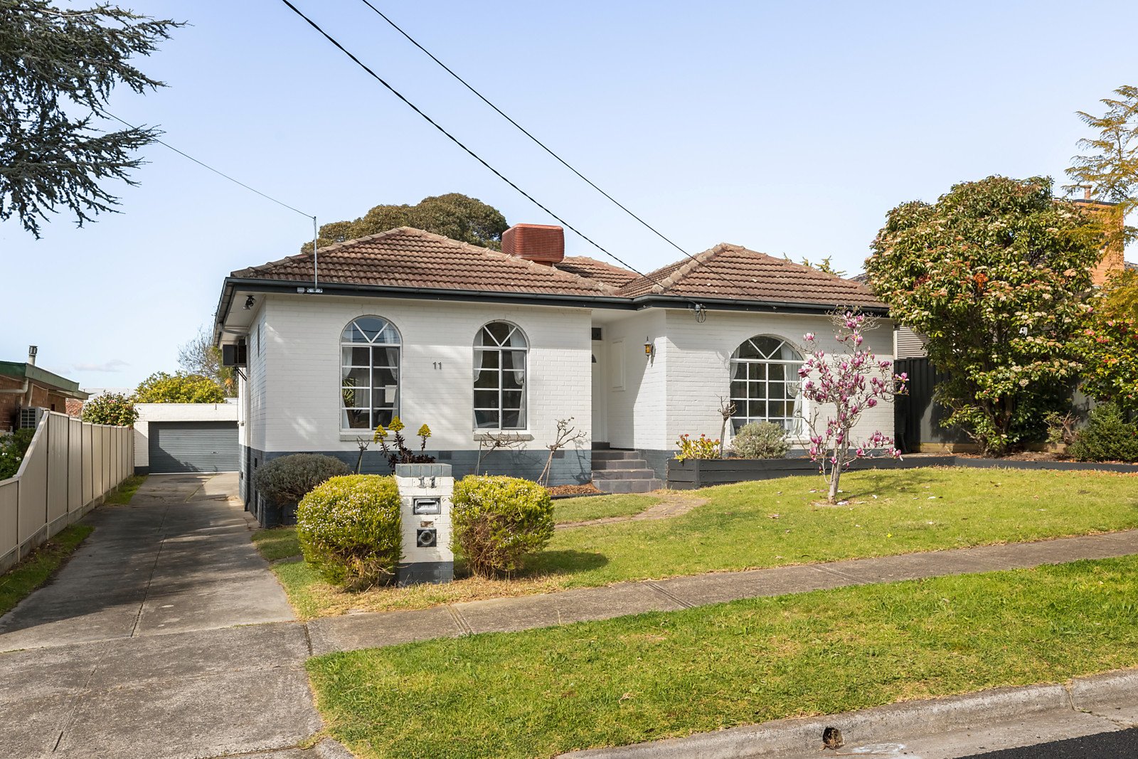 11 Murphy Street, Oak Park VIC 3046