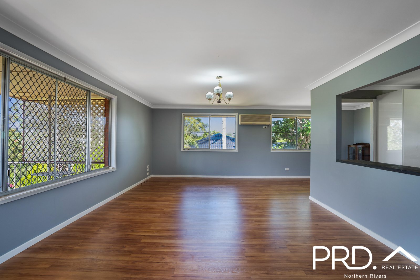 11 Myra Avenue GOONELLABAH 6