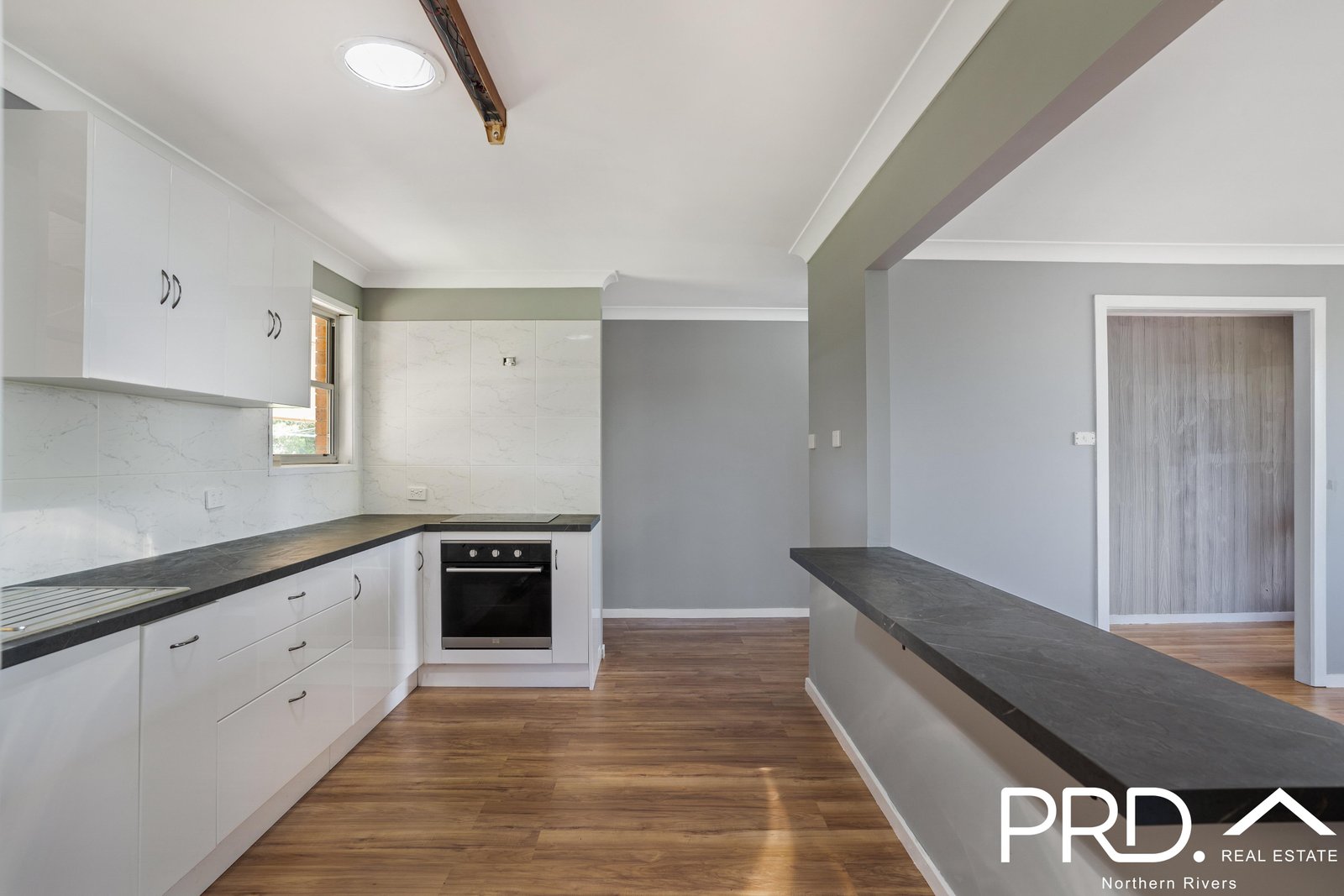 11 Myra Avenue GOONELLABAH 8