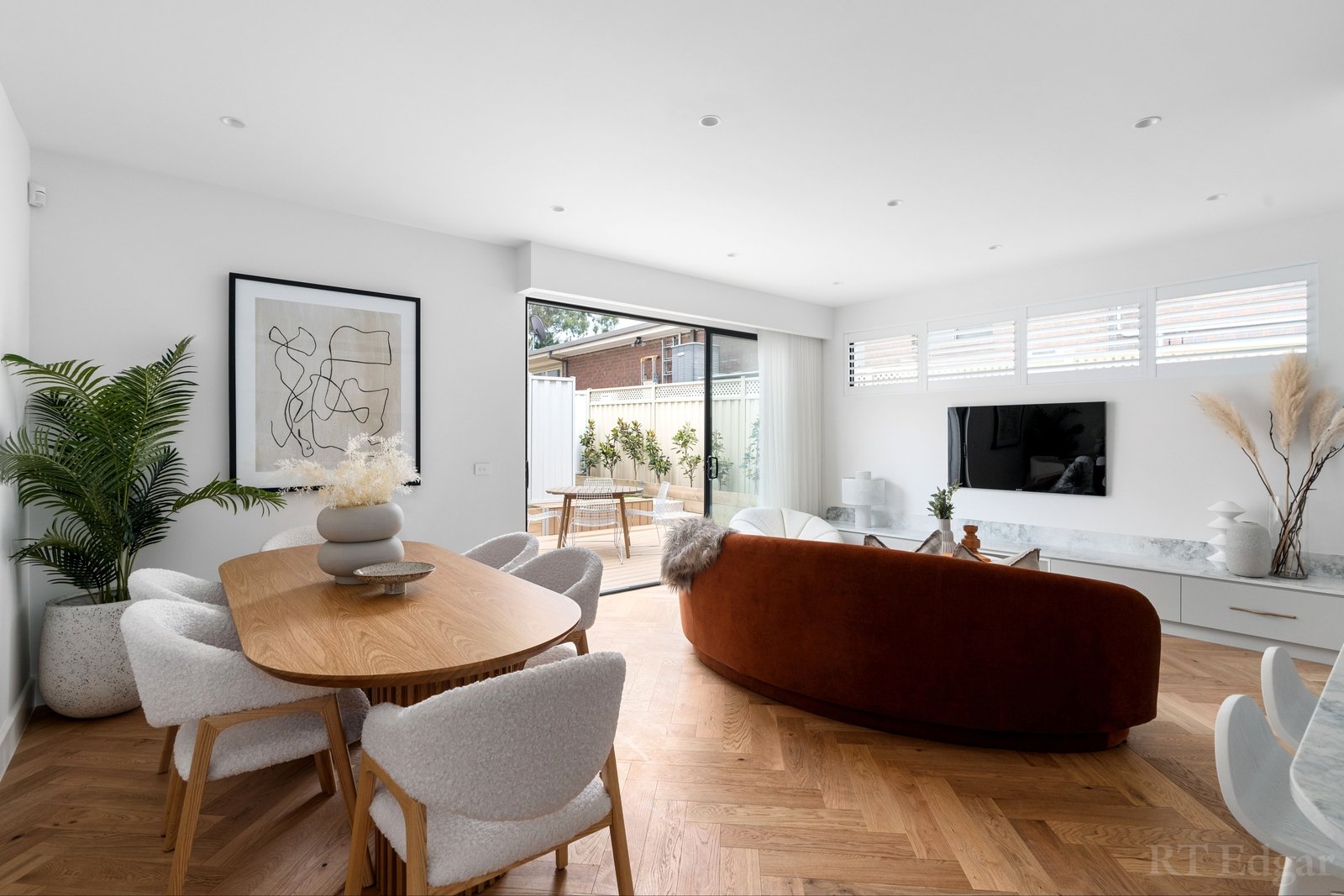 Real Estate and Property in 1/1 Myrtle Grove, Preston, VIC