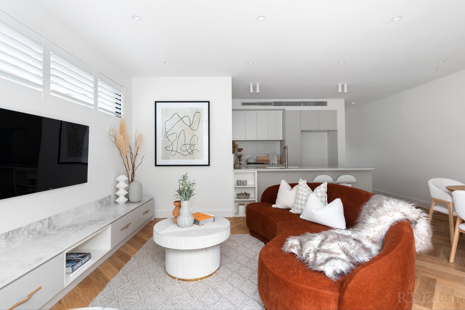 Real Estate and Property in 1/1 Myrtle Grove, Preston, VIC