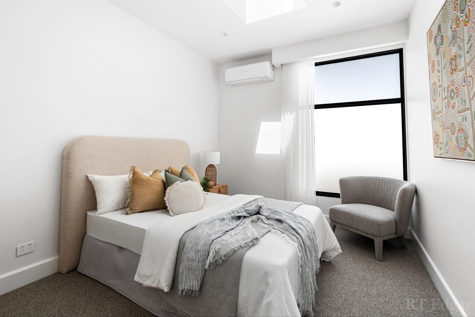 Real Estate and Property in 1/1 Myrtle Grove, Preston, VIC