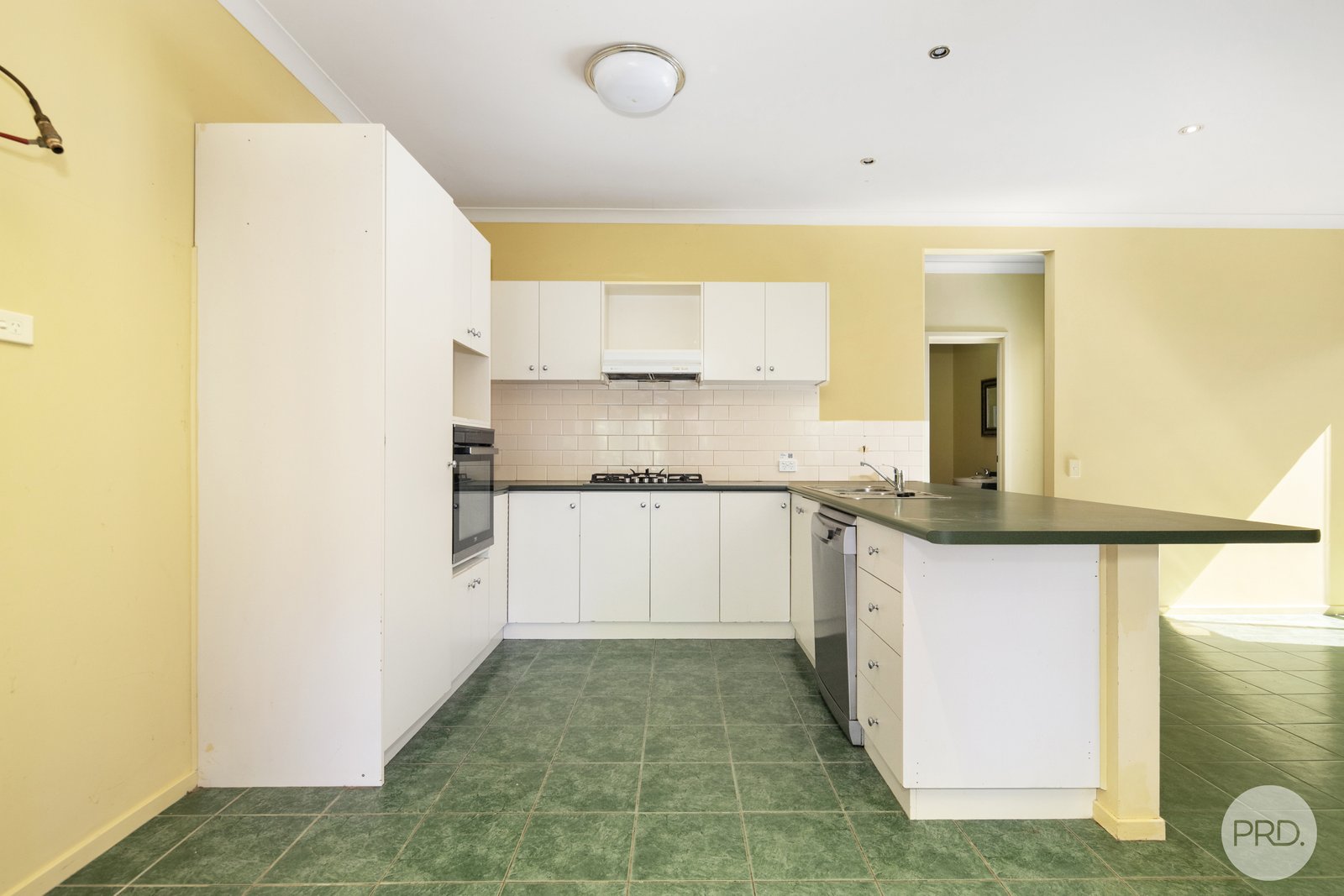 11 Nevett Crescent MOUNT HELEN 6