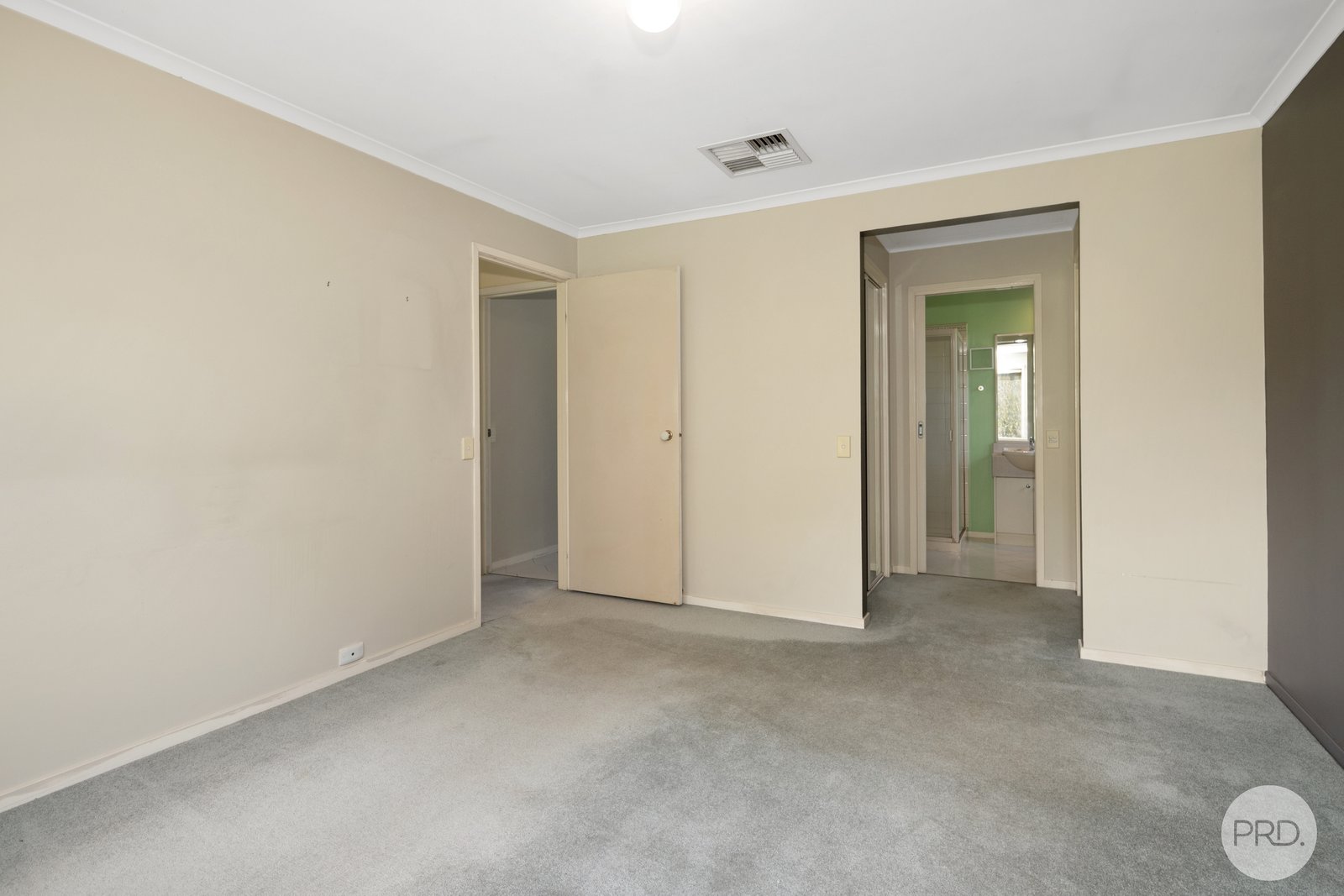 11 Nevett Crescent MOUNT HELEN 10