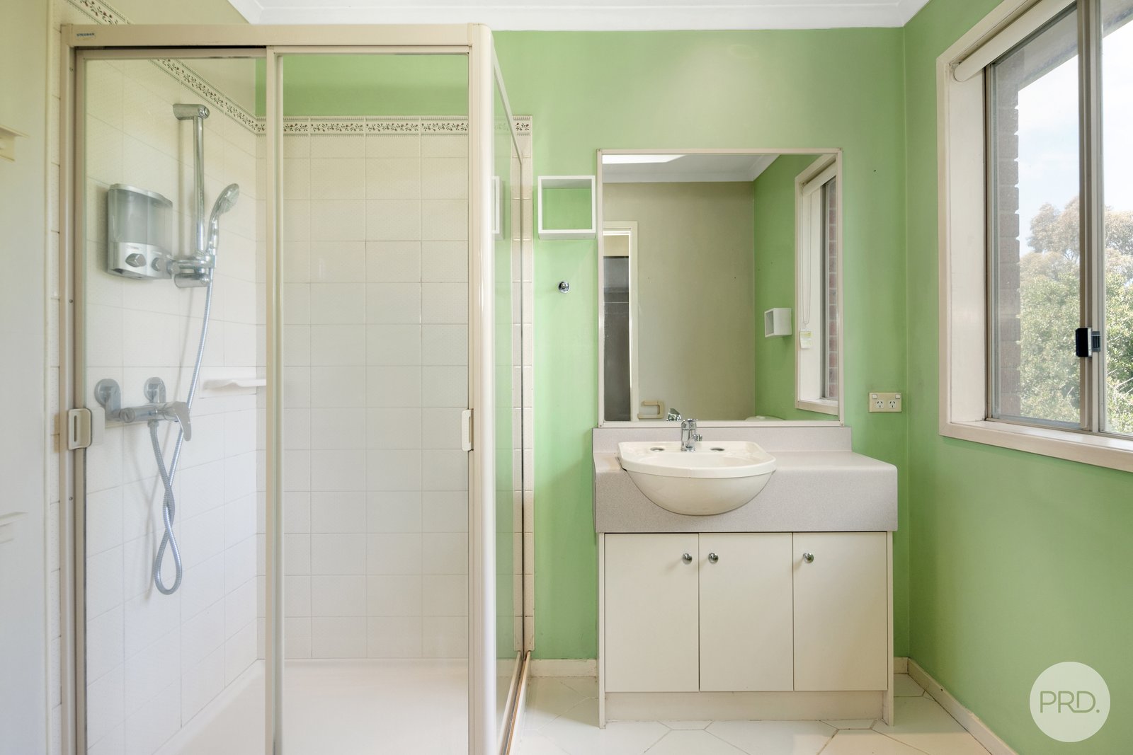 11 Nevett Crescent MOUNT HELEN 15