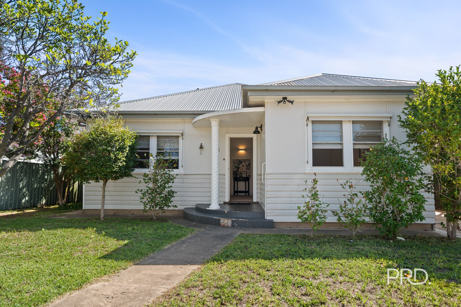 11 North Parade WAGGA WAGGA 1
