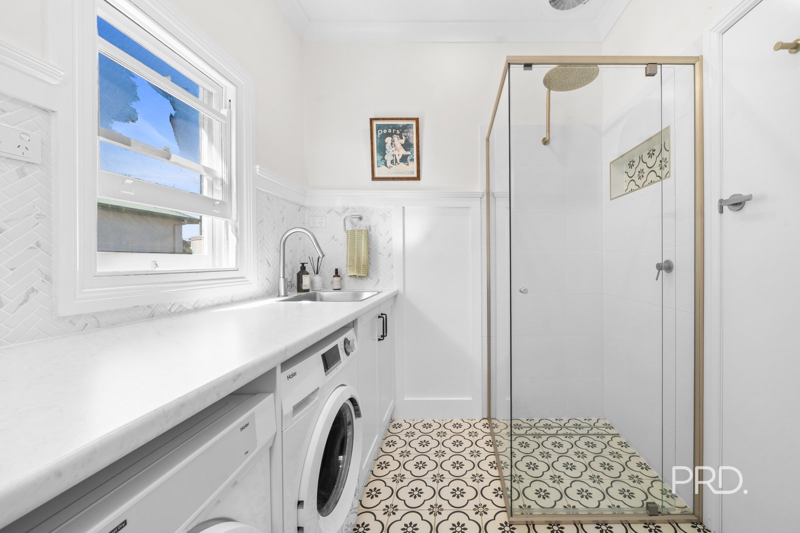 11 North Parade WAGGA WAGGA 12