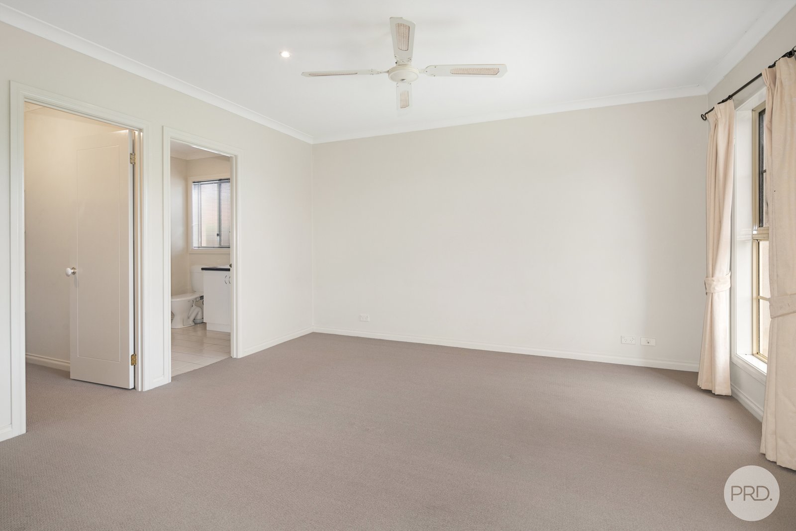 11 Oakbank Drive MOUNT HELEN 3