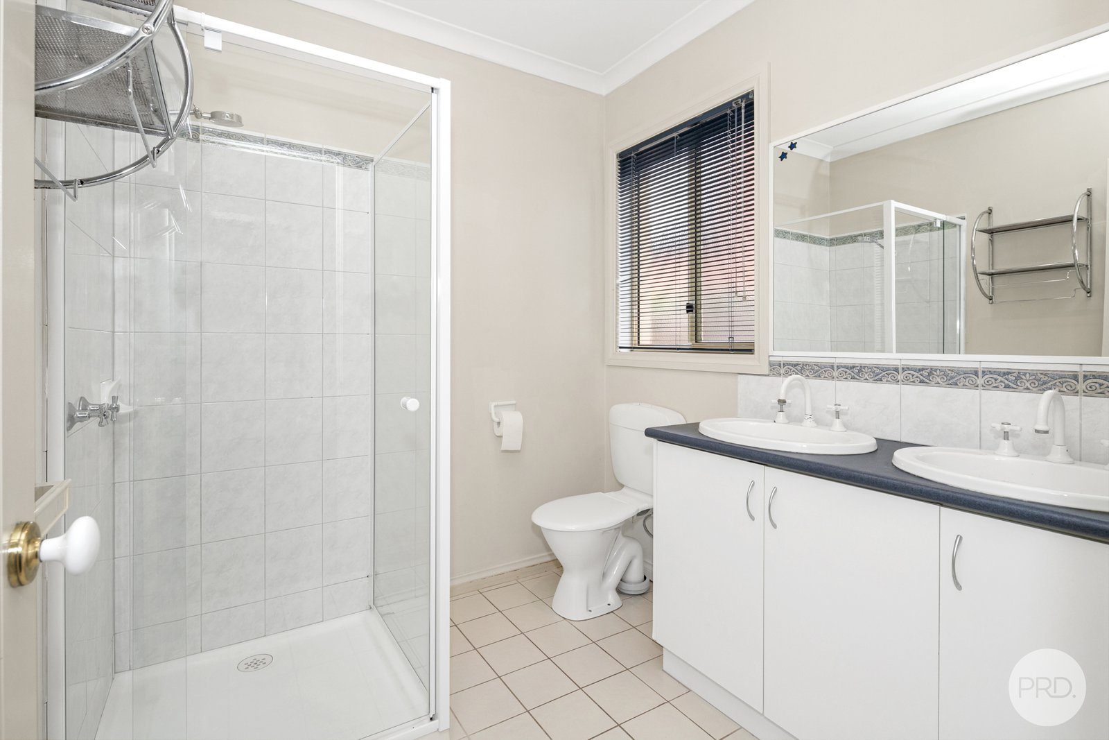 11 Oakbank Drive MOUNT HELEN 4