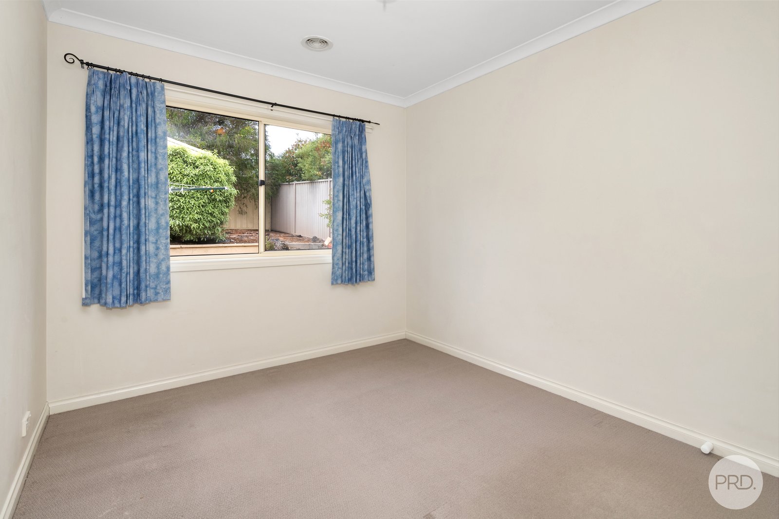 11 Oakbank Drive MOUNT HELEN 13