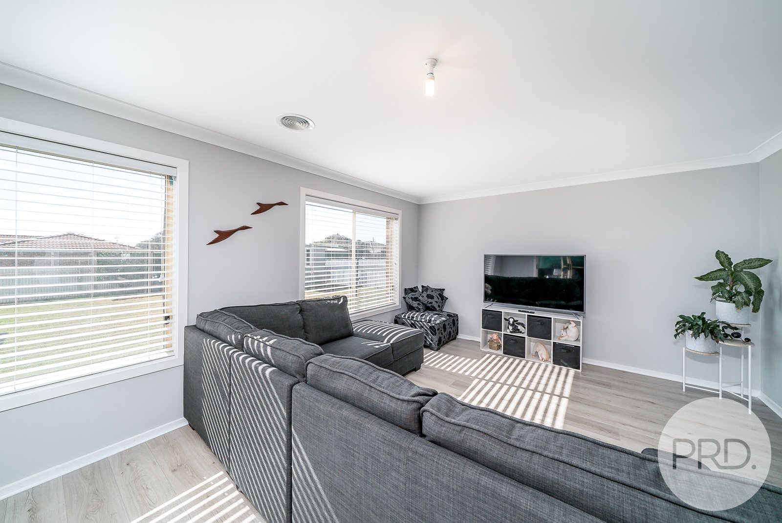 11 O'Regan Street ASHMONT 7