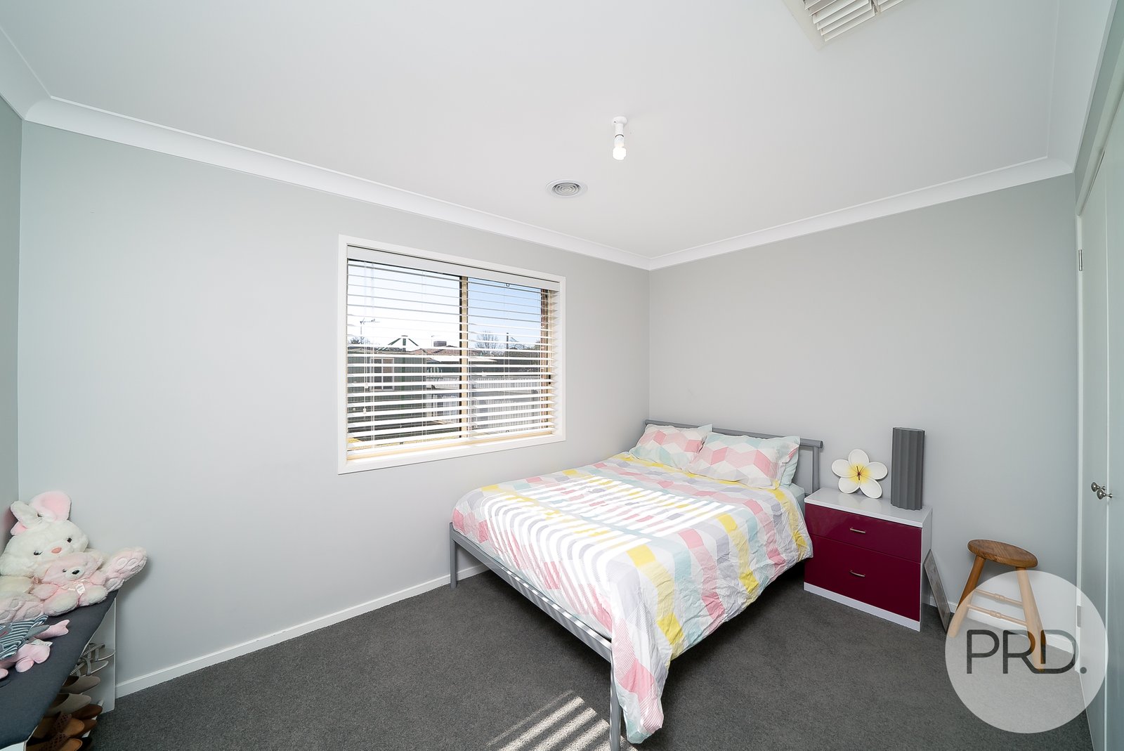 11 O'Regan Street ASHMONT 9