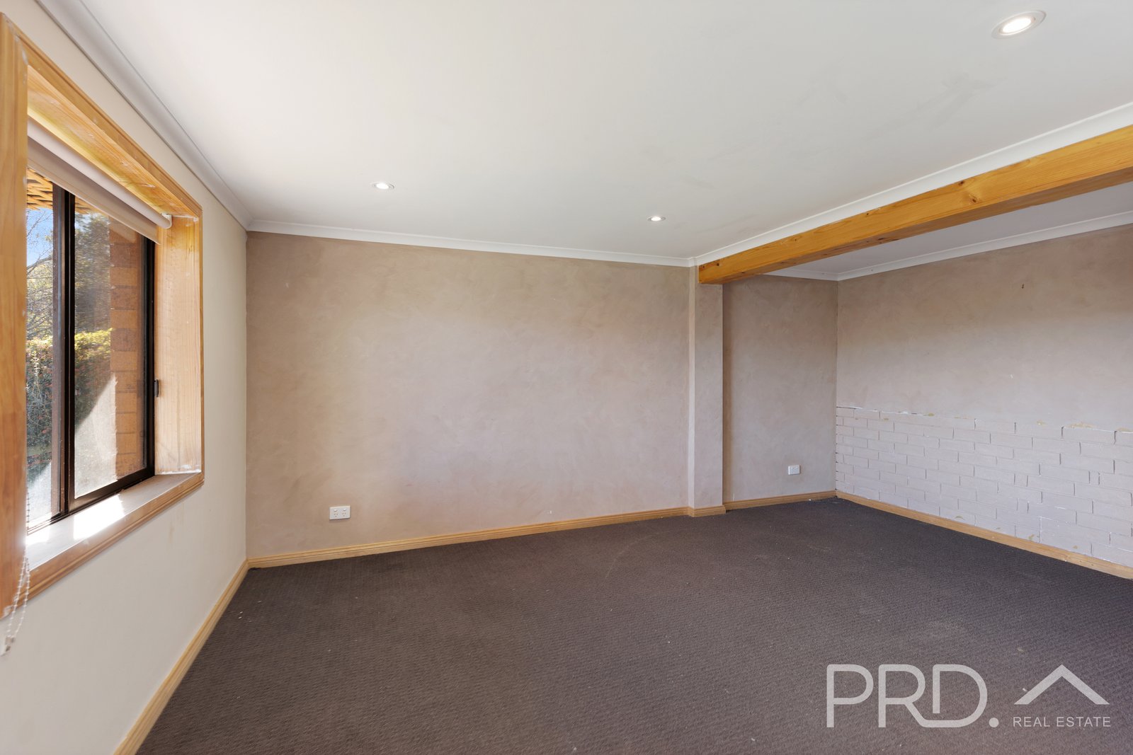 11 Otway Lane GUNDAGAI 14