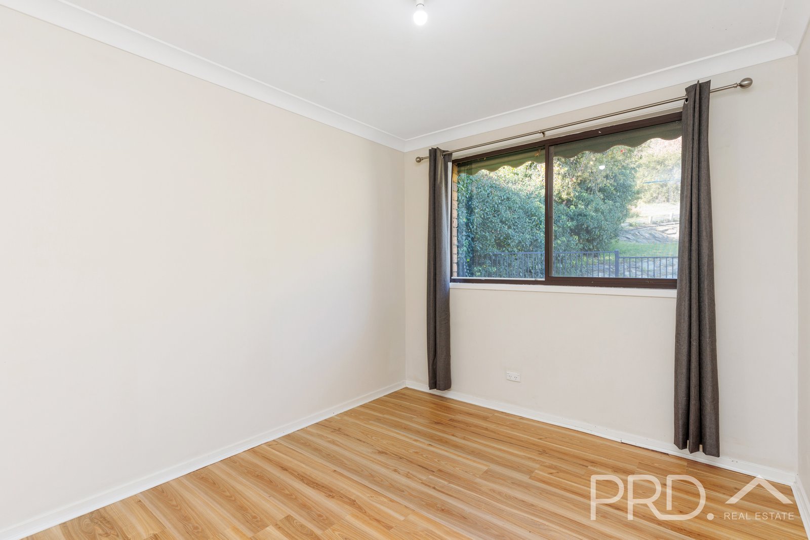 11 Otway Lane GUNDAGAI 11