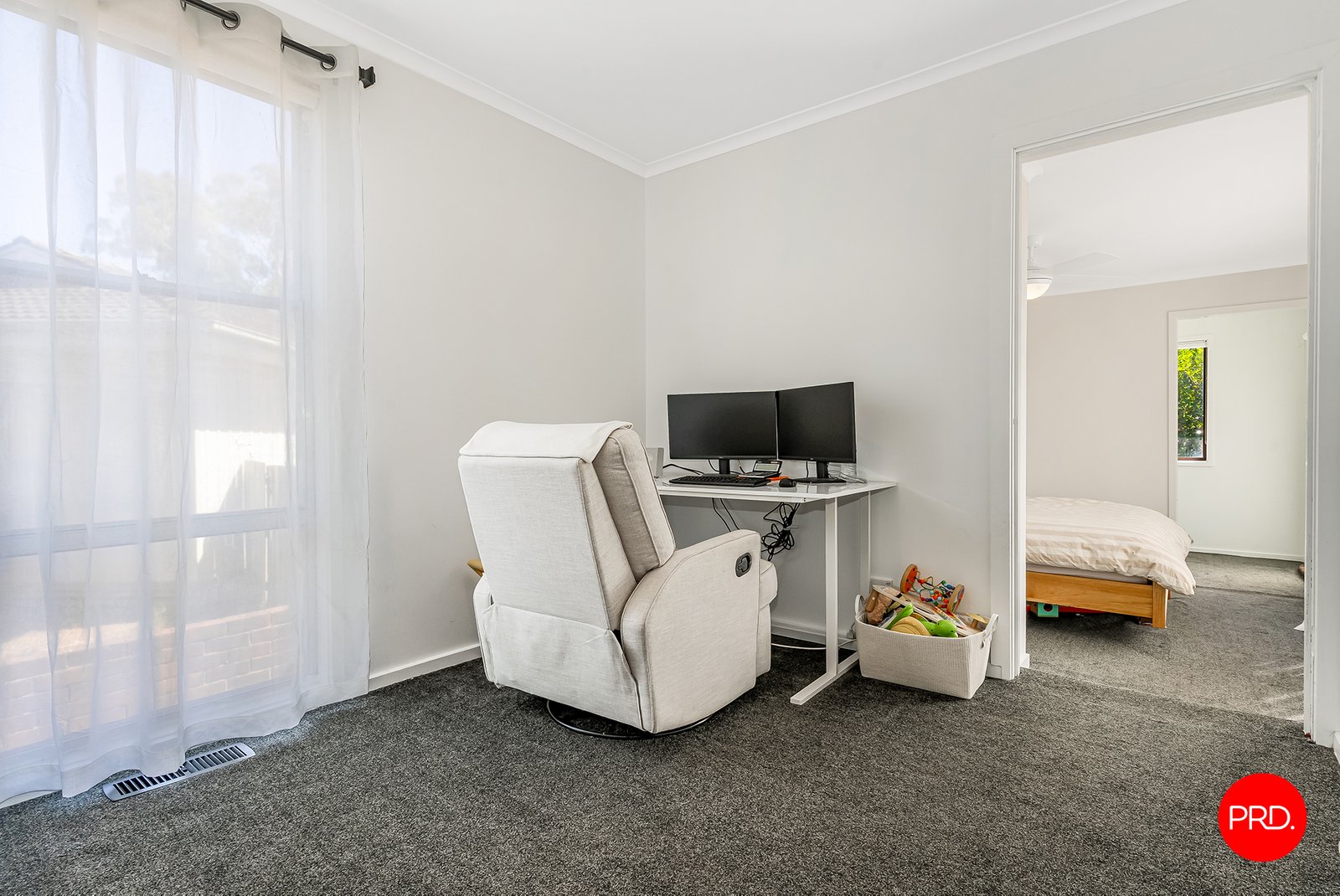 11 Owen Street KENNINGTON 8