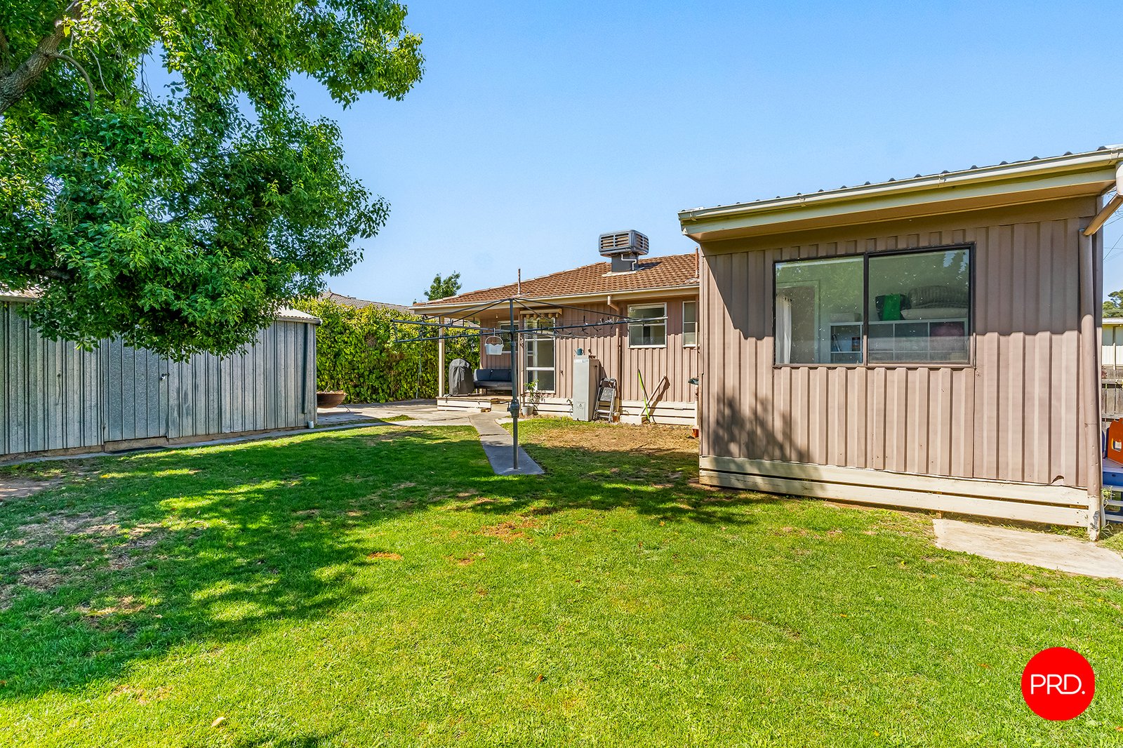 11 Owen Street KENNINGTON 12