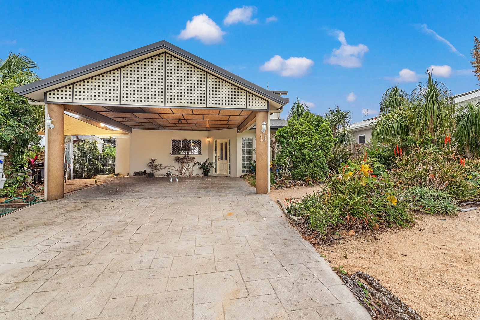 11 Panoramic Court CANNONVALE 5