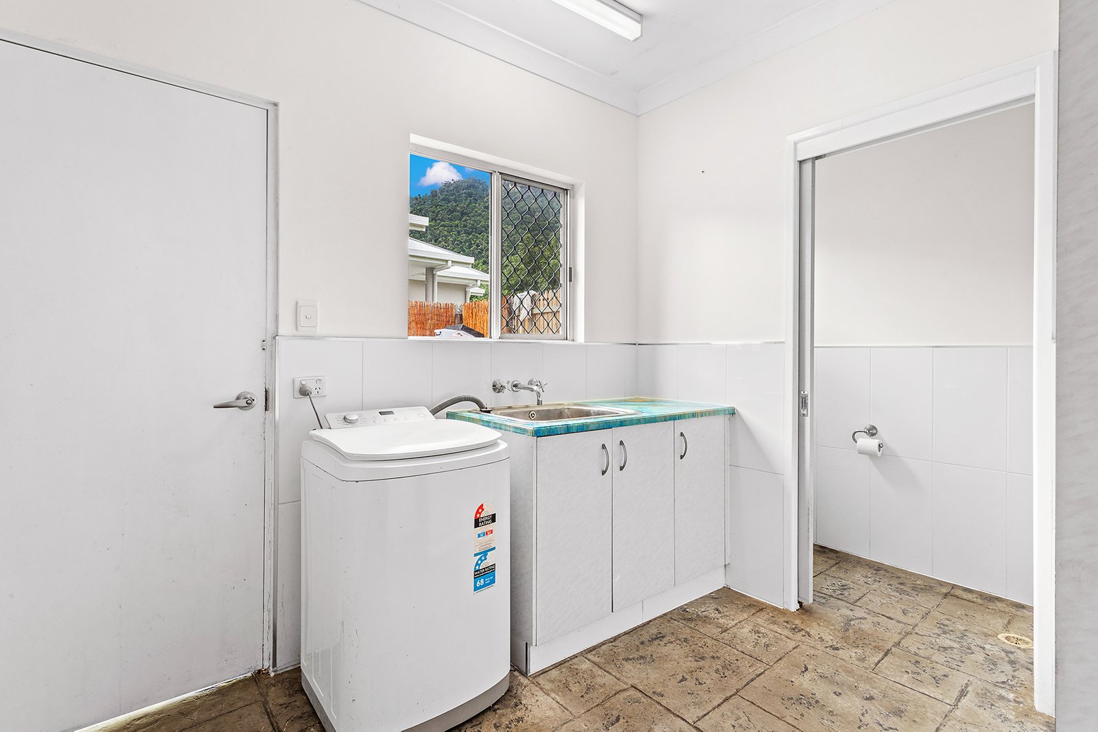 11 Panoramic Court CANNONVALE 10