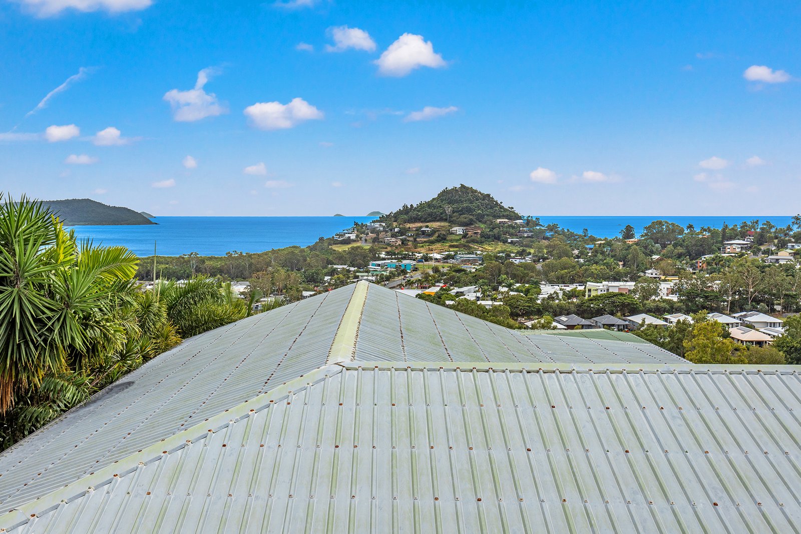 11 Panoramic Court CANNONVALE 15