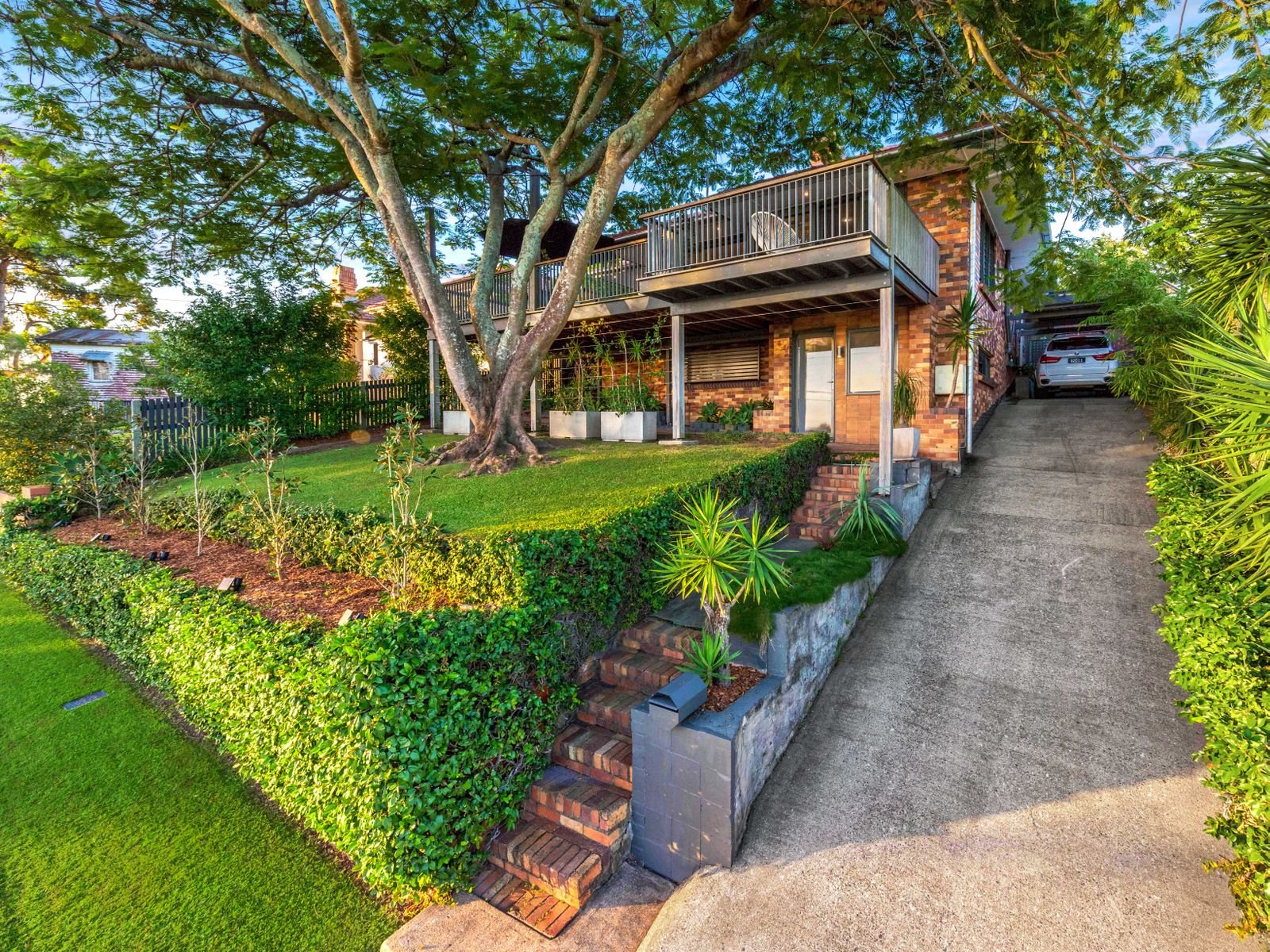 11 Paramount Terrace, SEVEN HILLS QLD 4170