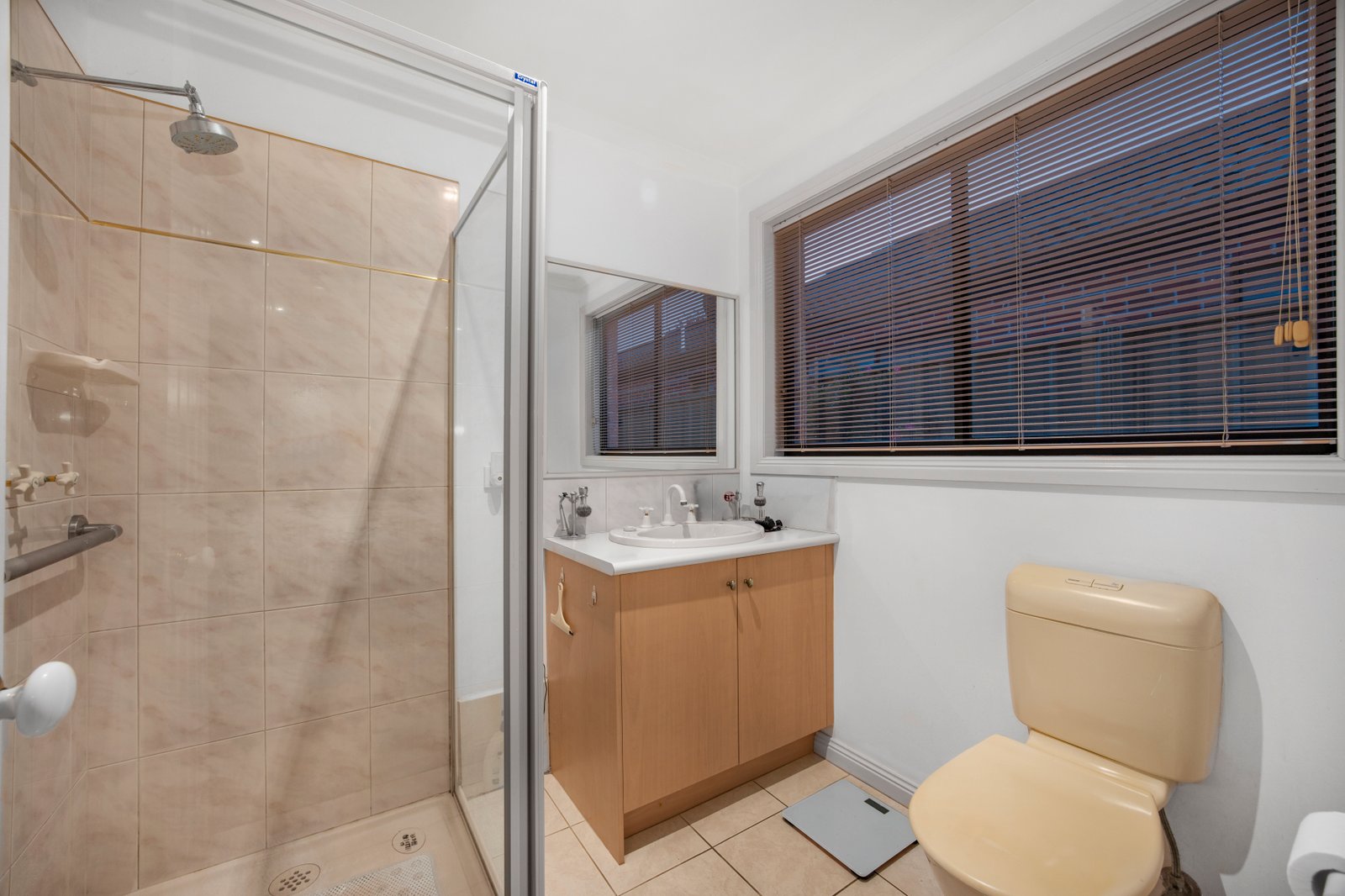 11 Parbury Avenue LAKE GARDENS 5