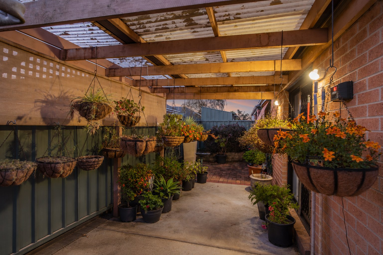 11 Parbury Avenue LAKE GARDENS 9