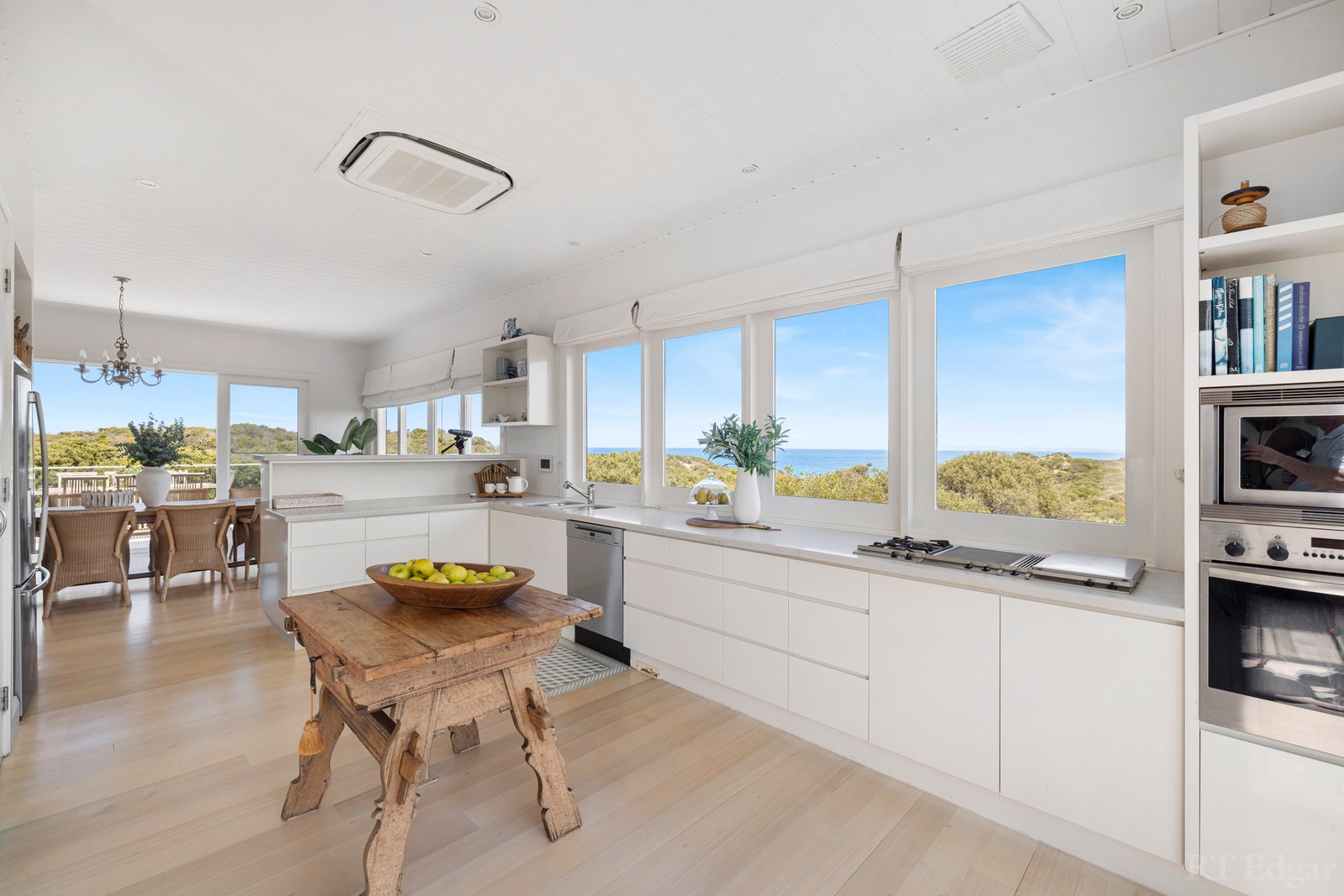 Real Estate and Property in 11 Paringa Road, Portsea, VIC