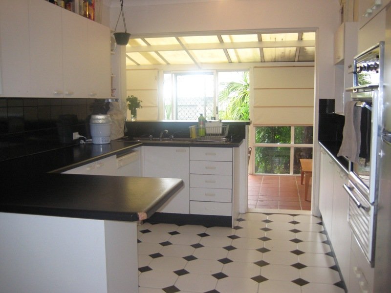 11 Park Road SANS SOUCI 1