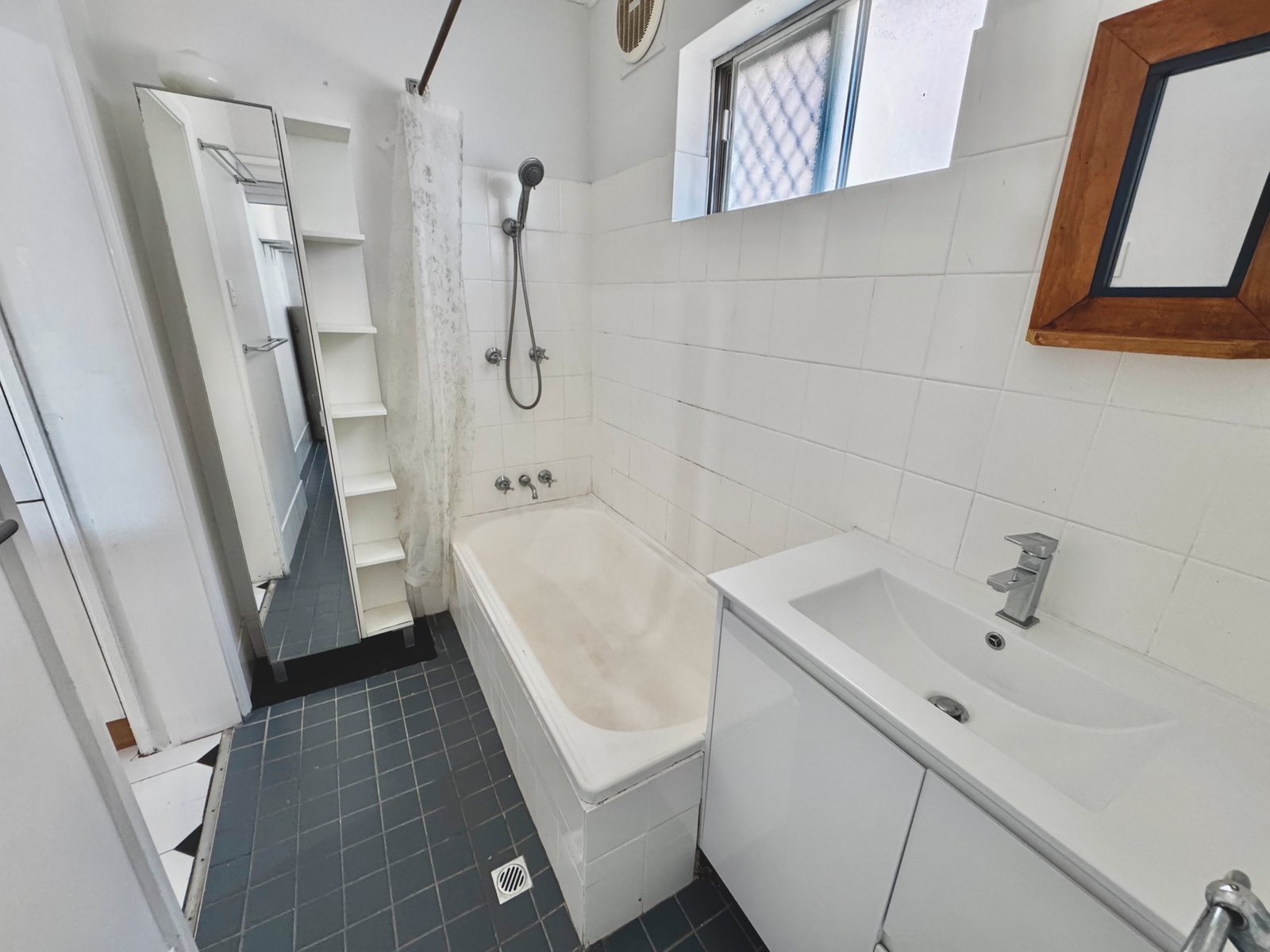 11 Park Road SANS SOUCI 9