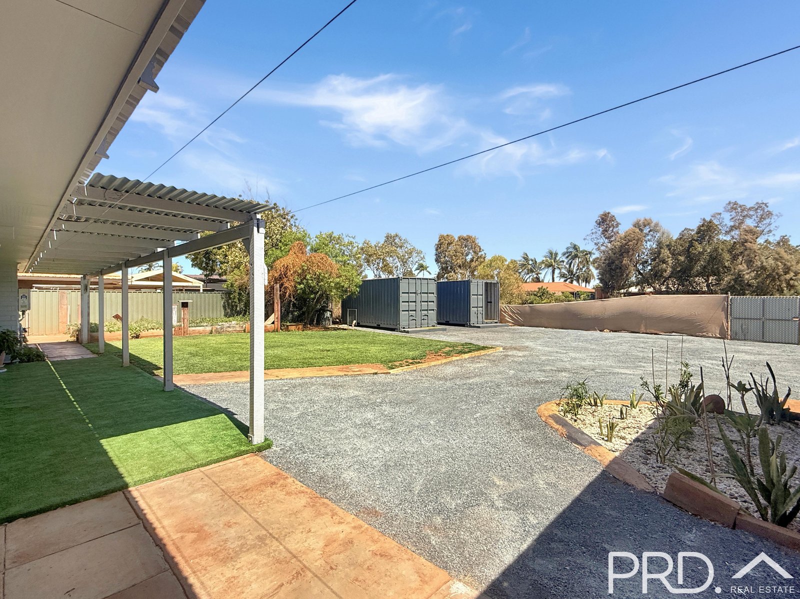 11 Patterson Crescent DAMPIER 4